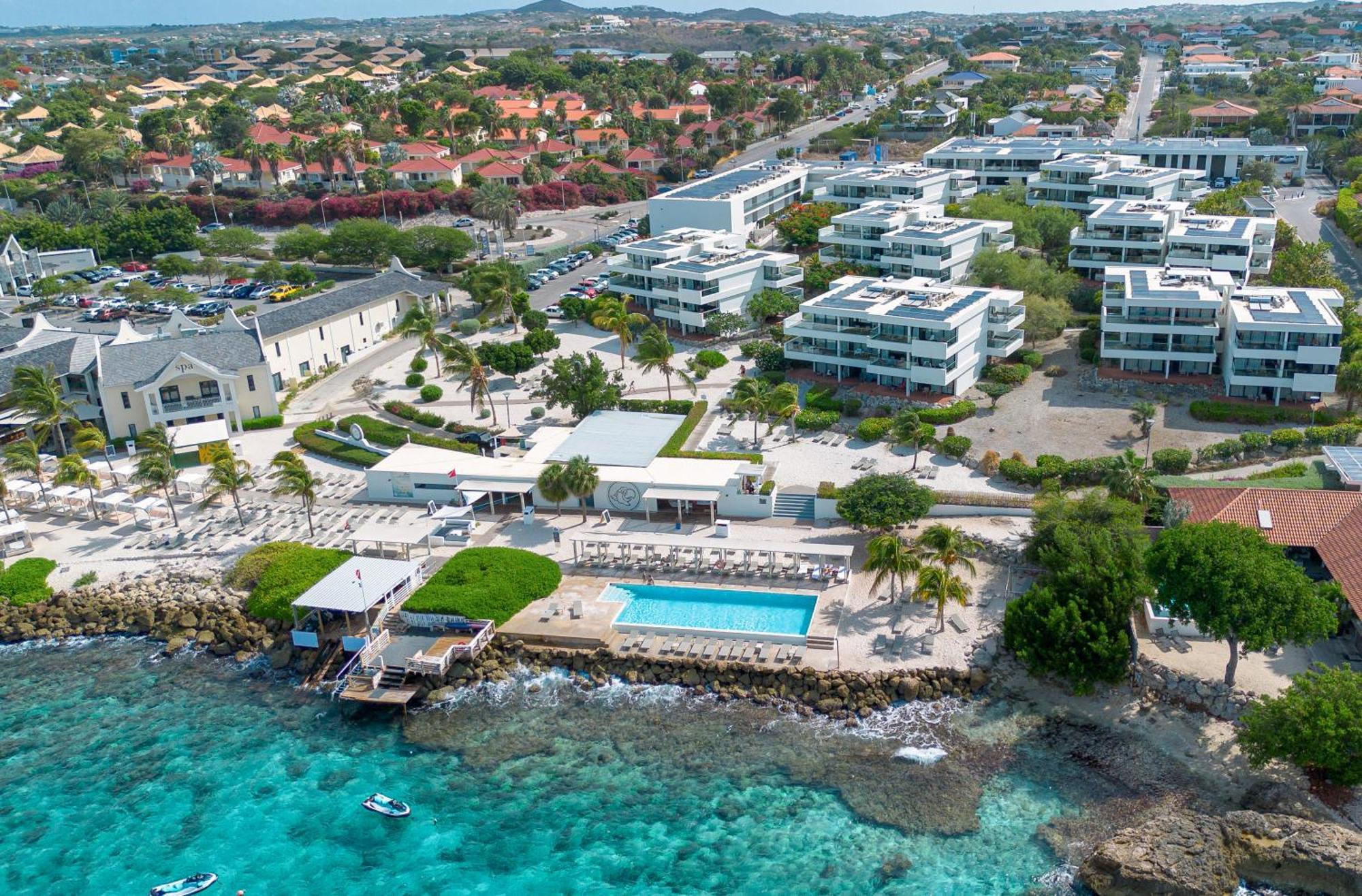 Papagayo Beach Hotel (Adults Only) Виллемстад Экстерьер фото