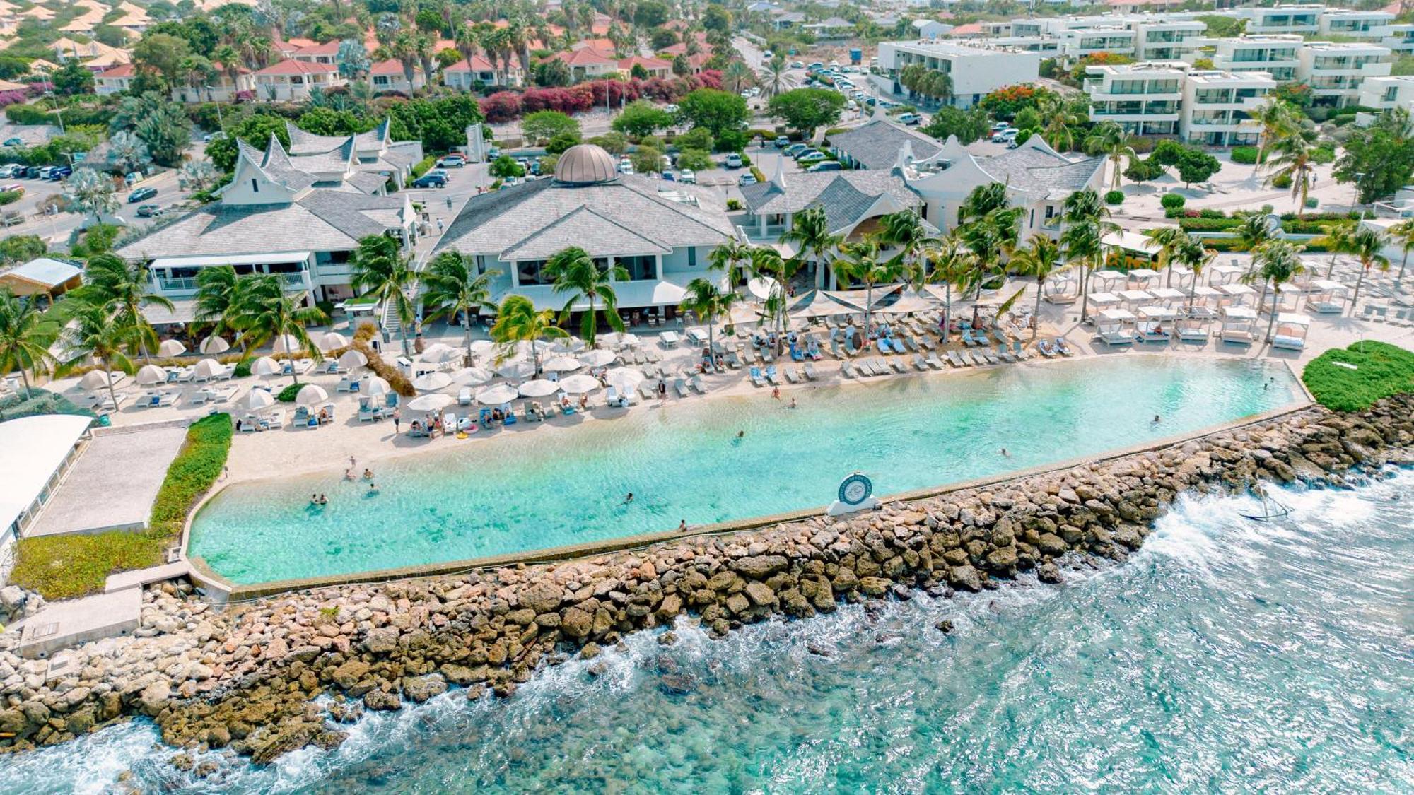 Papagayo Beach Hotel (Adults Only) Виллемстад Экстерьер фото