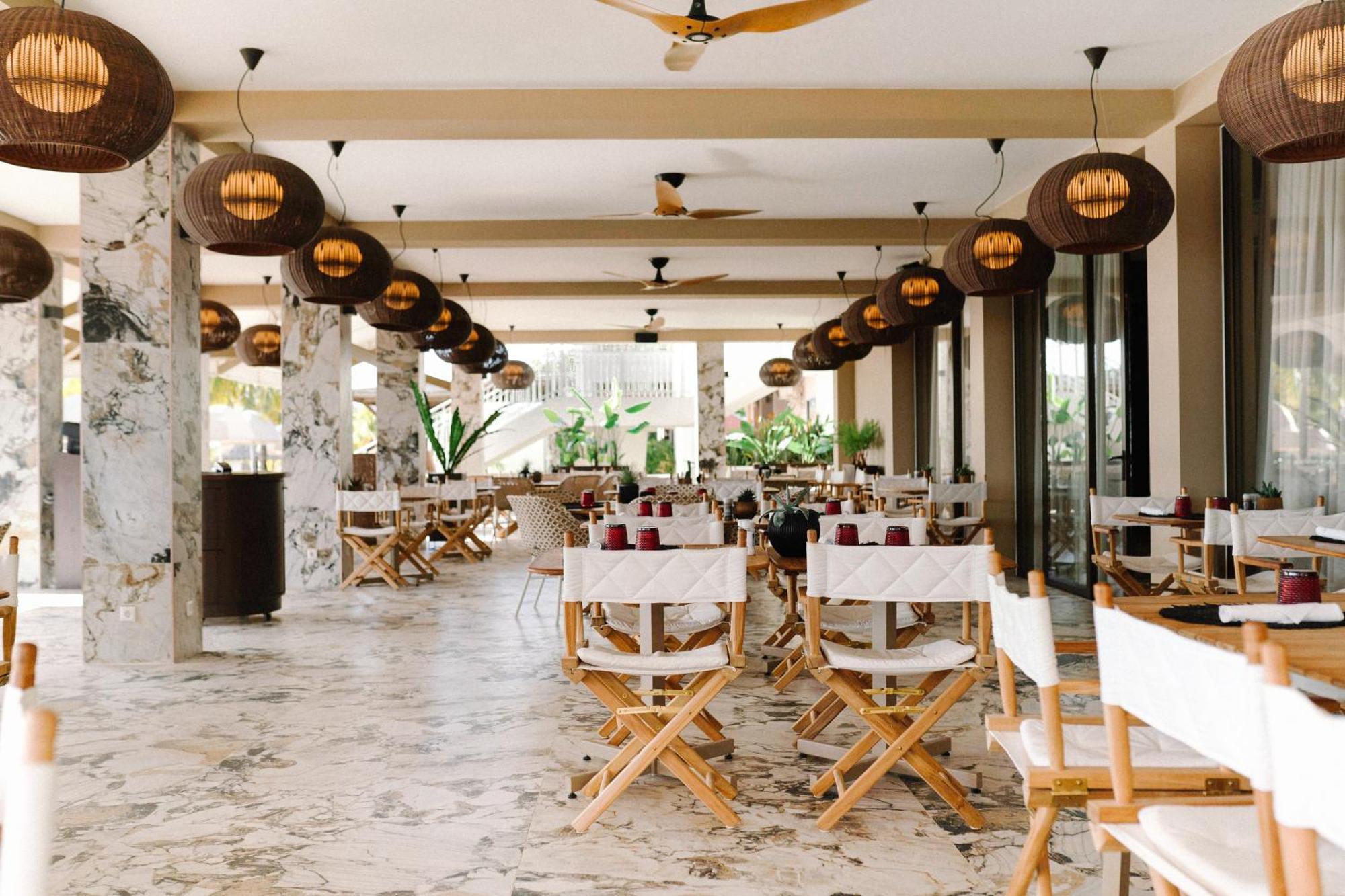 Papagayo Beach Hotel (Adults Only) Виллемстад Экстерьер фото