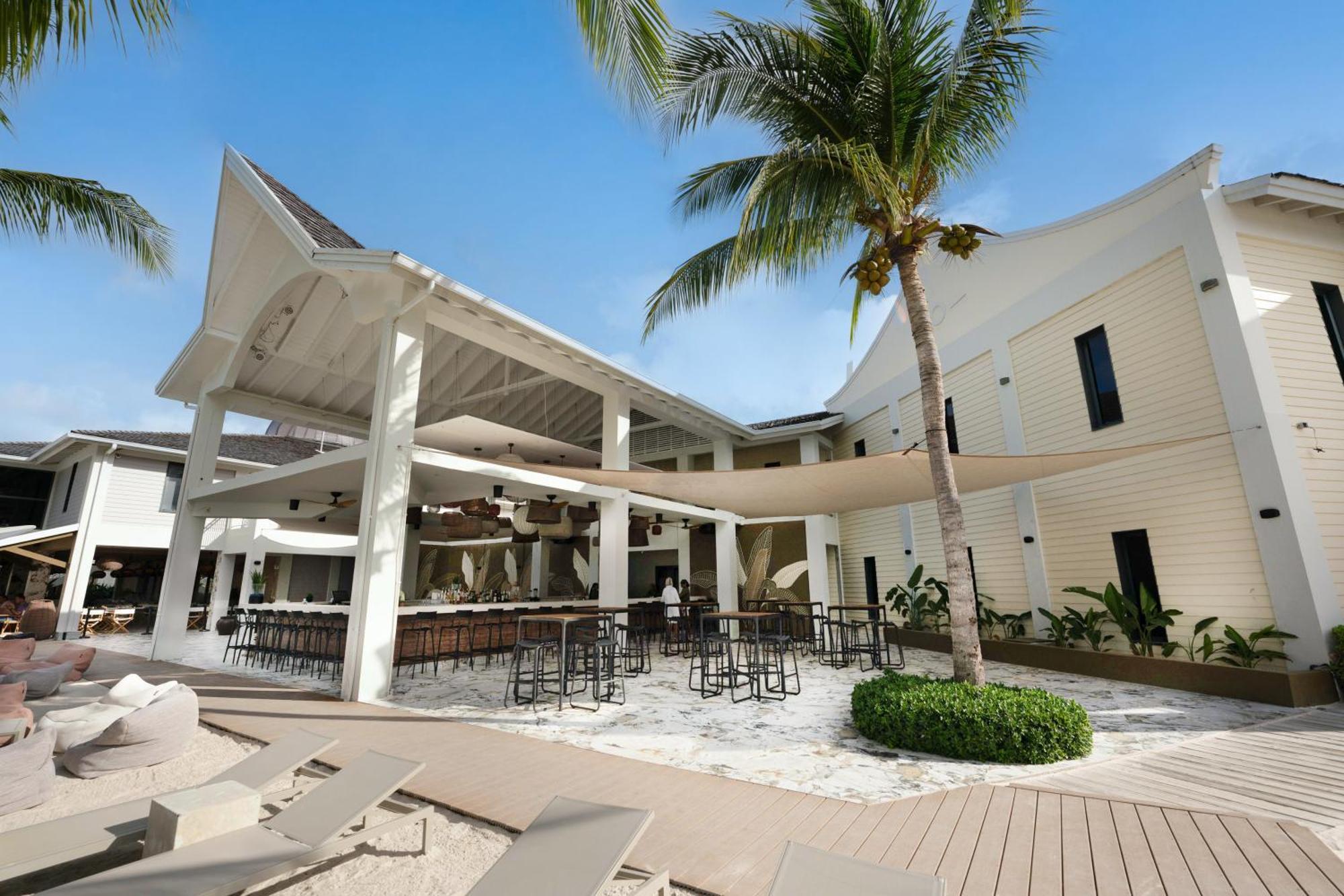 Papagayo Beach Hotel (Adults Only) Виллемстад Экстерьер фото