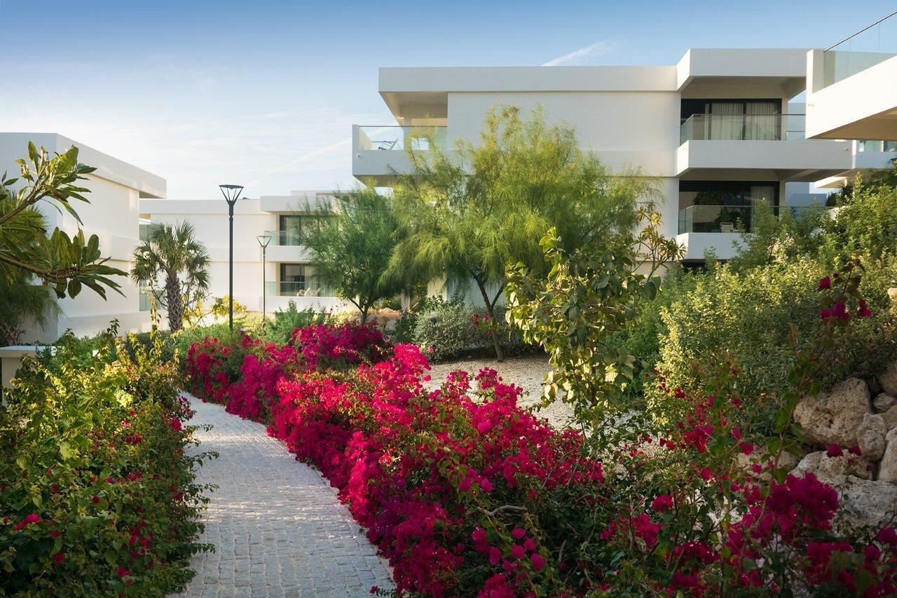 Papagayo Beach Hotel (Adults Only) Виллемстад Экстерьер фото